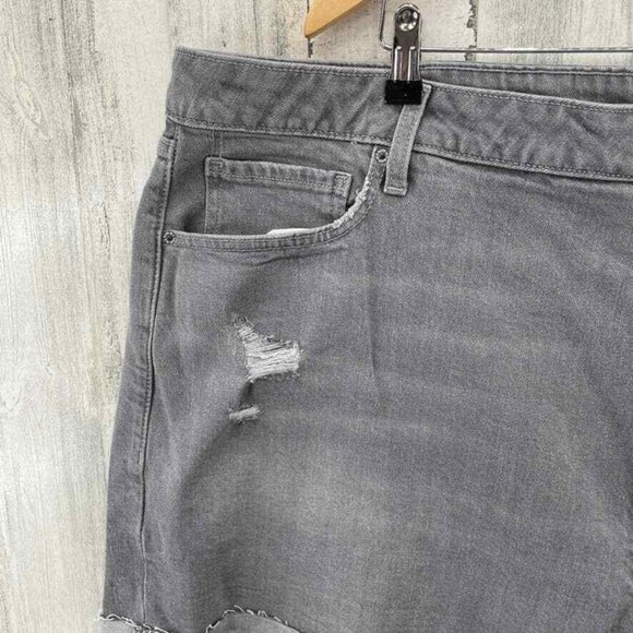 Old Navy O.G. Straight Jean Shorts Women 28 Gray High Rise Rolled Hem Distressed - Picture 3 of 9